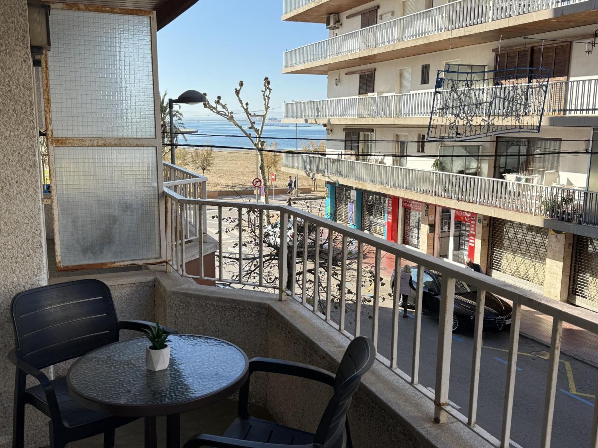 Agi Sant Jordi Apartment Roses Bagian luar foto